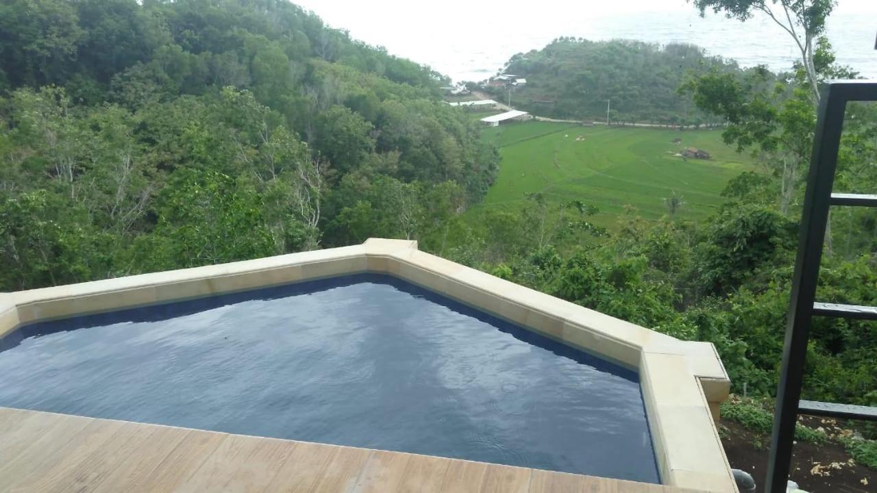 Radika Paradise Villa & Cottage Tepus 외부 사진